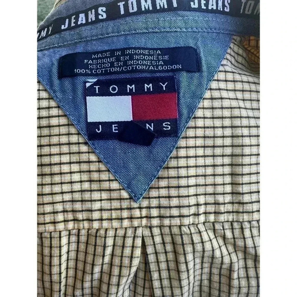 Tommy jeans, shirt, short sleeve button up, yellow, and black plaid size medium - Picture 6 of 6